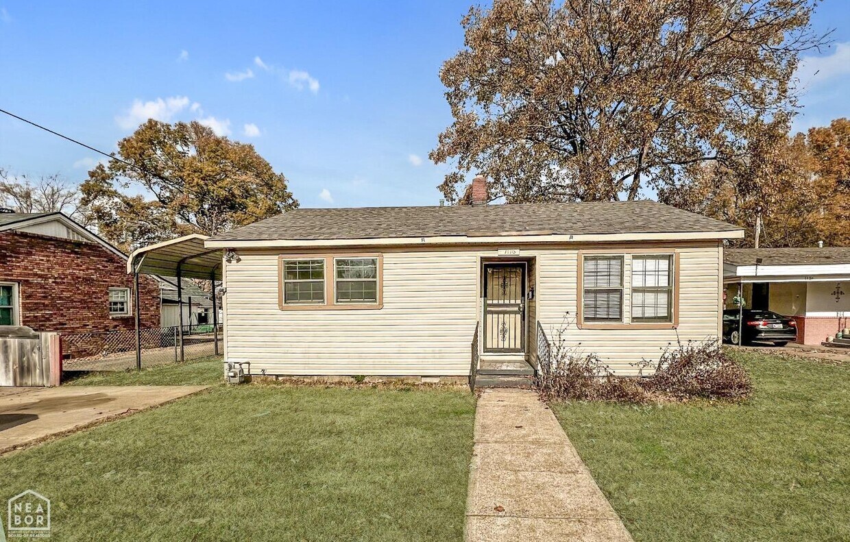 Primary Photo - 1116 E Forrest Ave