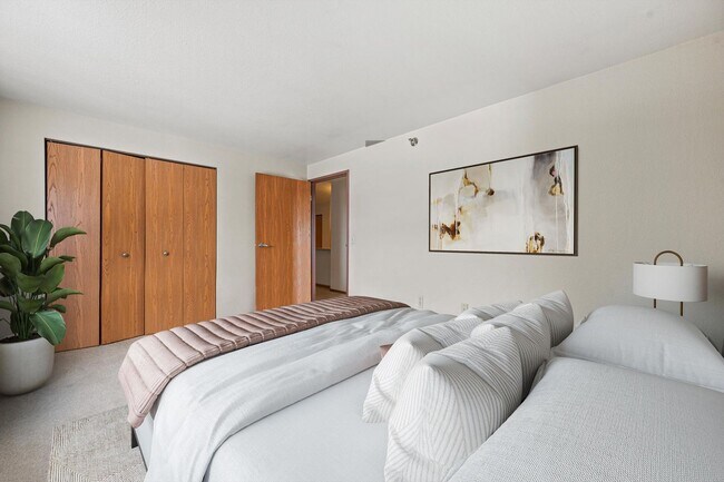 Foto del interior - Maple Creek Associates, LLC