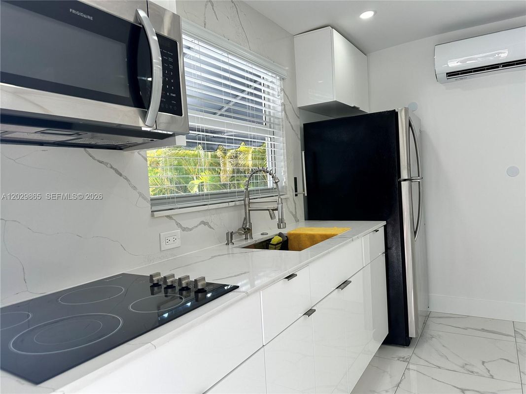 Foto del edificio - 9600 SW 164th St