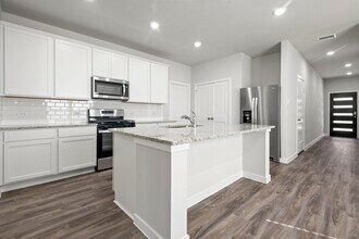 Building Photo - 160 Valiant Ridge Trail Building Photo - 160 Valiant Ridge Trail