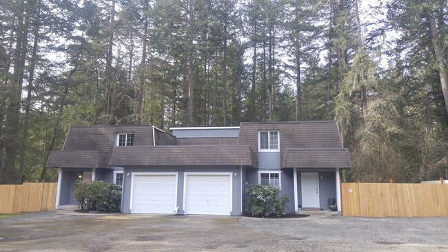 Photo - 4722 69th St Ct NW (Gig Harbor, WA) Townhome