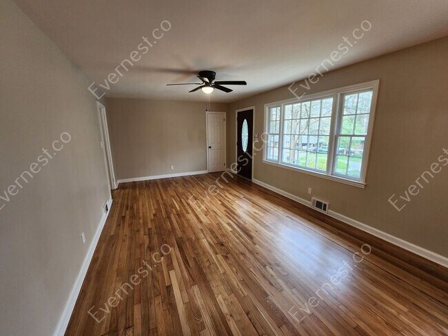 Building Photo - 2685 Harrington Dr