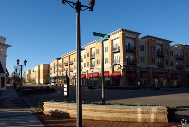 Building Photo - Mayfaire Townview