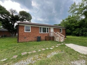 Building Photo - 1815 Ryan St