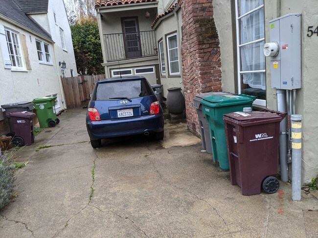 Photo - 551 Aileen St House