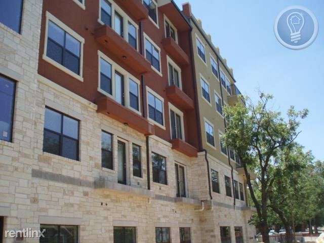 Foto principal - 702 W 25th St