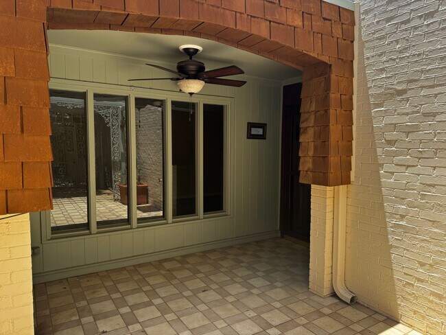 Foto del edificio - Country Place Estates Town Home