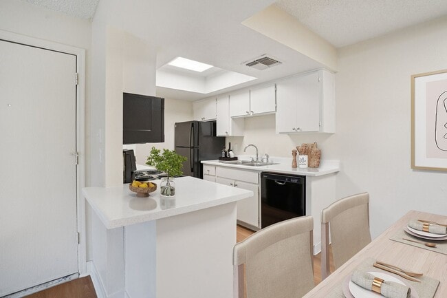 Interior Photo - Gilbert Greens
