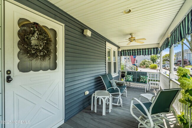 Foto del edificio - 306 Ocean Park Ave