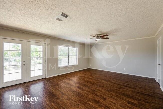 Foto del edificio - 13423 Alder Creek Dr