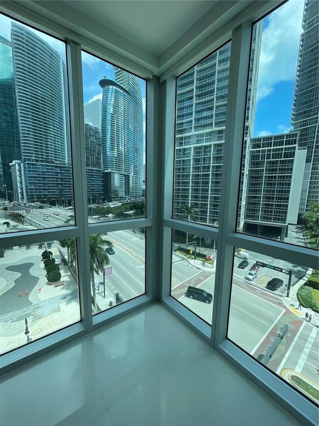 Foto del edificio - 500 Brickell Ave