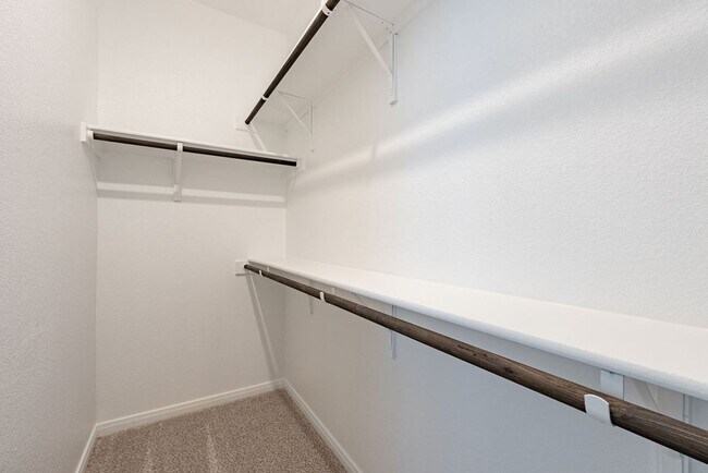 Foto del edificio - 414 Cross Barn Blvd