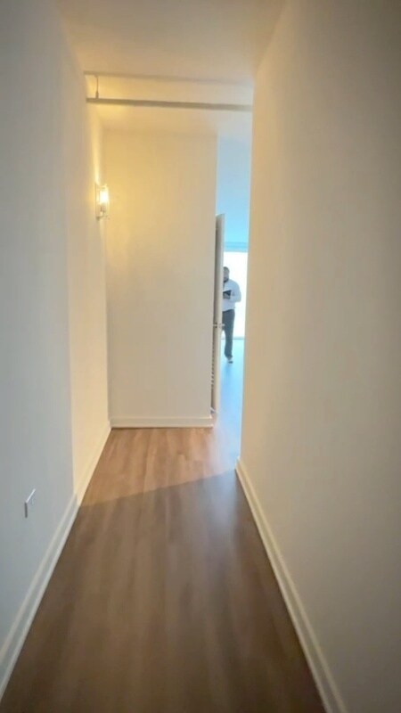 Photo - 149 W Kinzie St Apartment