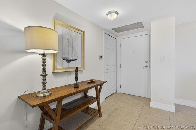 Foto del edificio - 3000 N Ocean Dr