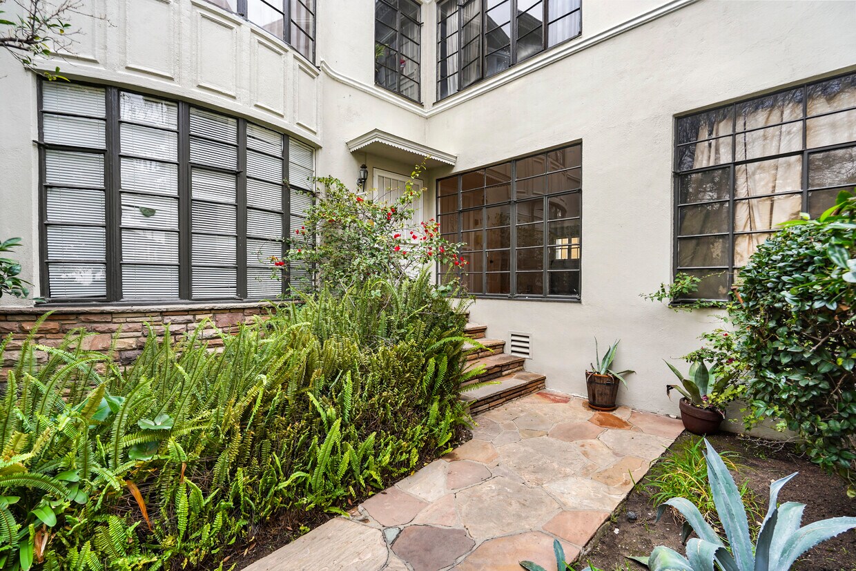 Foto principal - 4707 Finley Ave