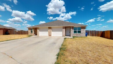 Building Photo - 2904 Starlight Dr