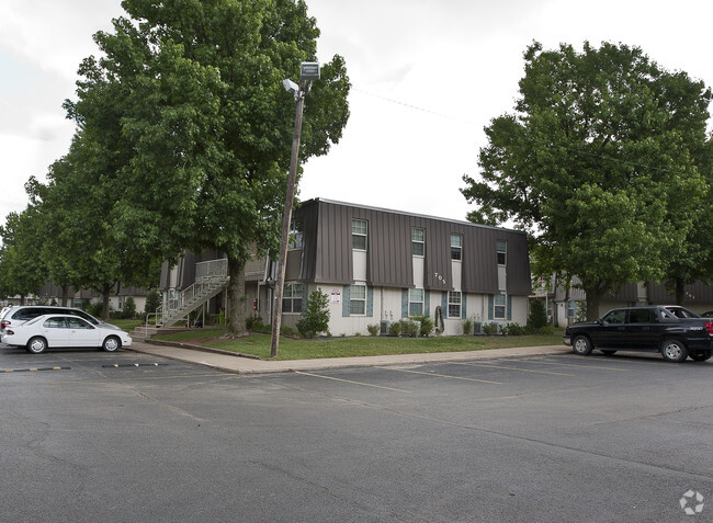 Building Photo - Northwest Acres Apartments