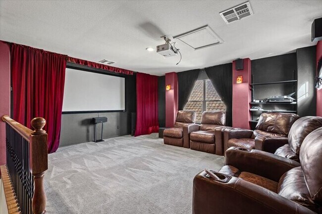 Foto del edificio - 15628 Interlachen Dr