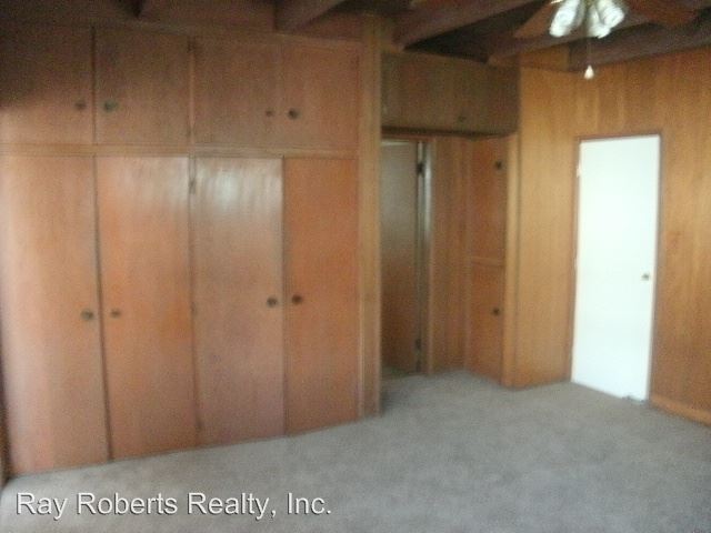 Building Photo - 165 Bay Shore Ave