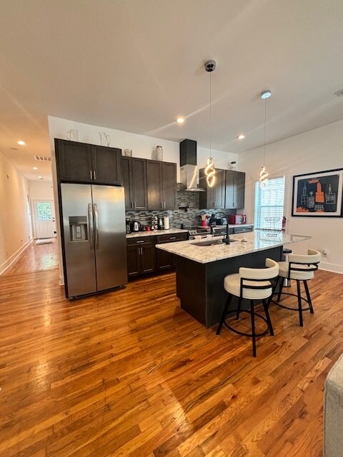 Foto del edificio - 1369 Bryan Ave