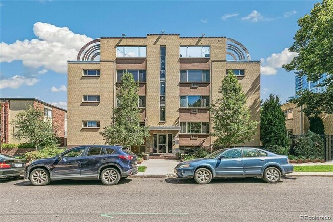 Foto del edificio - 10 N Ogden St