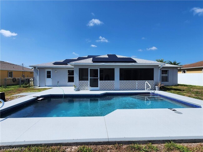 Foto del edificio - 136 SE 19th Ln