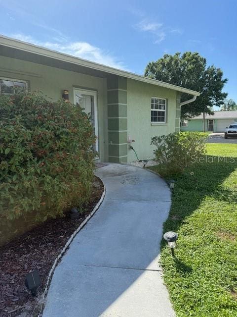 Building Photo - 3856 Tarpon Rd