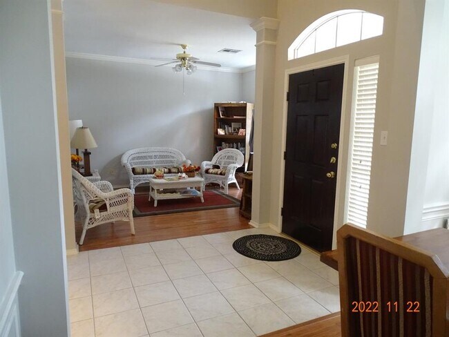 Building Photo - 12414 N Shadow Cove Ln