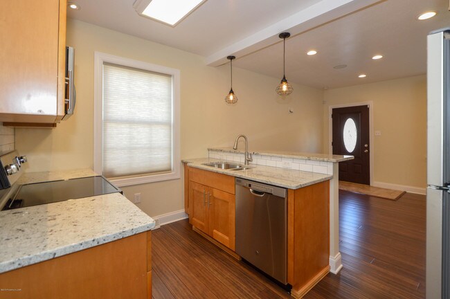 Foto del edificio - 347 Main St