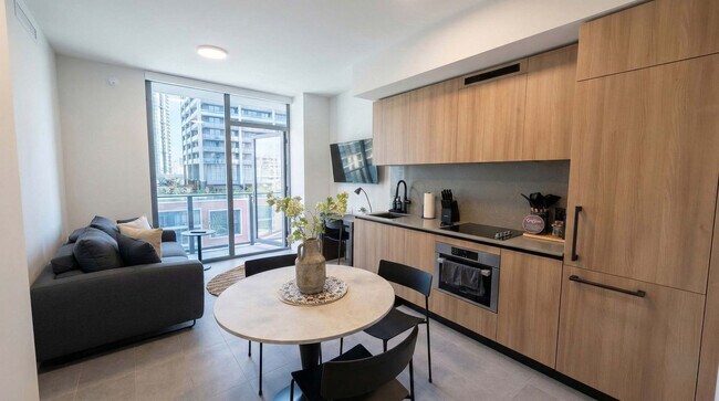 Foto del edificio - 121 NE 5th St