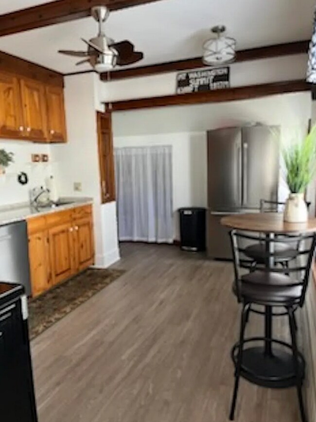 Kitchen - 68 Main St