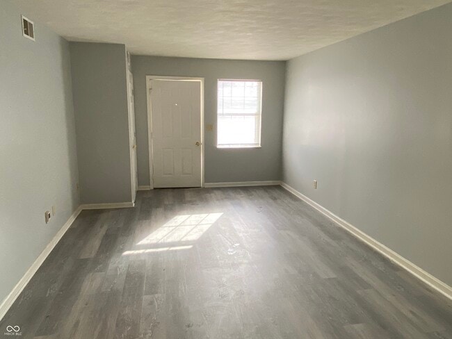 Building Photo - 1329 Millerwood Ct