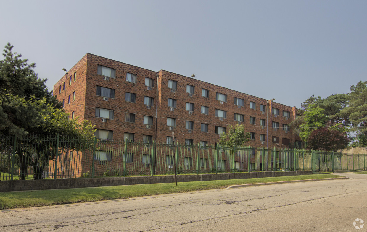 River Walk Homes, LLC - Apartments in Joliet, IL | Apartments.com