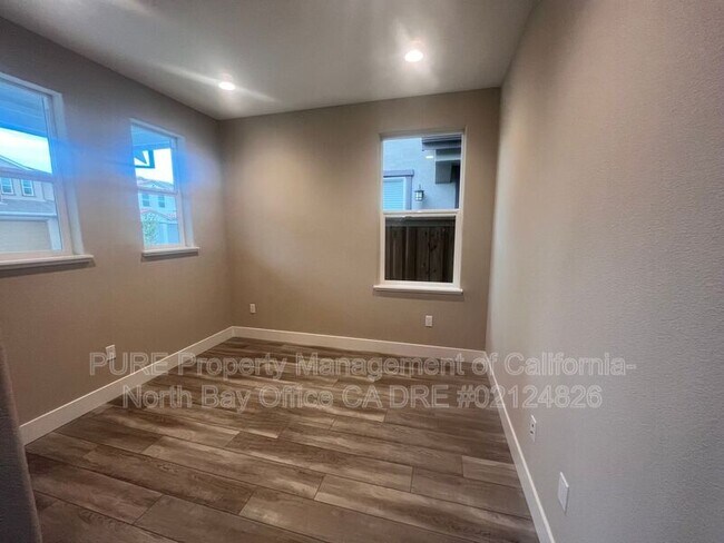 Foto del edificio - 1236 Del Rancho Way