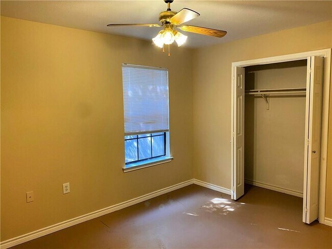 Foto del edificio - 204 Hall St