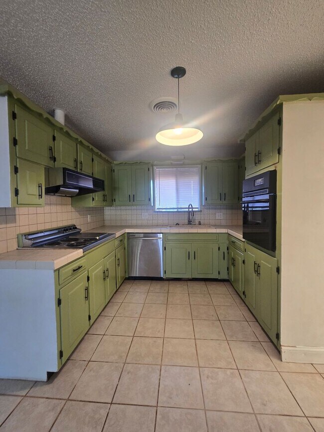 Foto del edificio - 1640 Courtland Cir