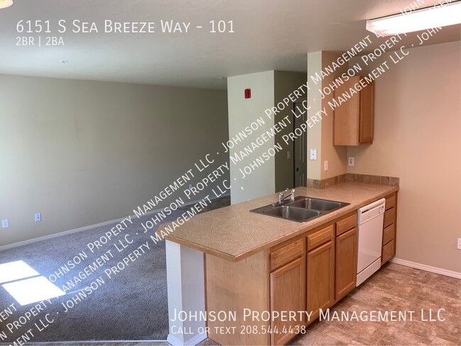 Building Photo - Beautiful South Boise apartments close to ...