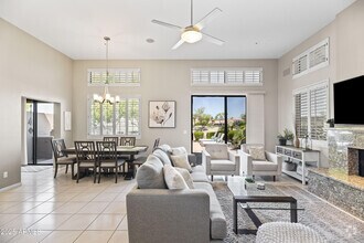 Building Photo - 7740 E Gainey Ranch Rd
