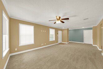 Building Photo - 10210 Moers Rd
