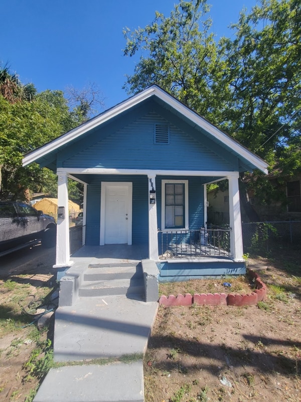 Primary Photo - 307 E Lambert St