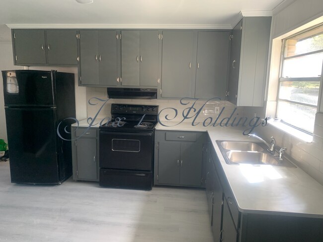 Foto del edificio - 5638 Atlee Ave