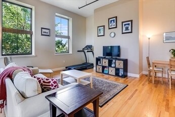 Foto principal - 220 Spencer Ave