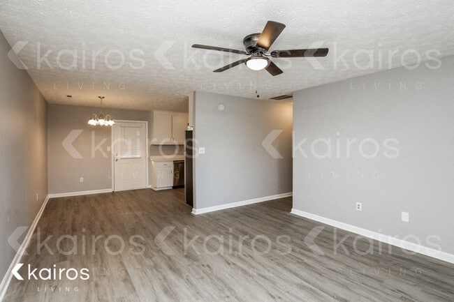 Building Photo - 208 Deer Pkwy