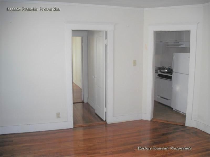 Primary Photo - 54 Warren Ave