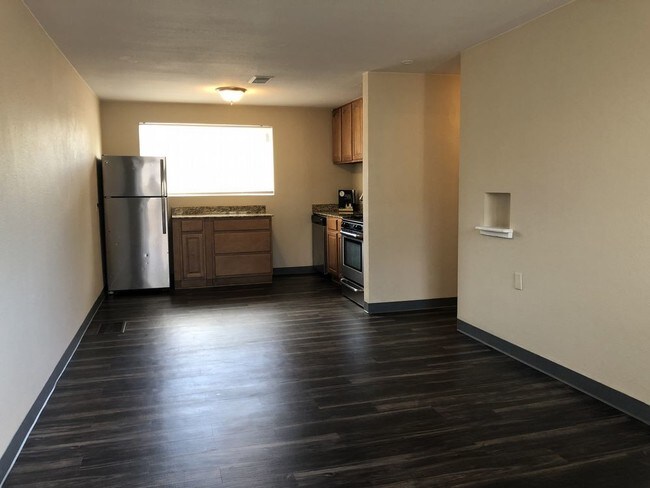 Foto del edificio - 2248 N Clarkson St