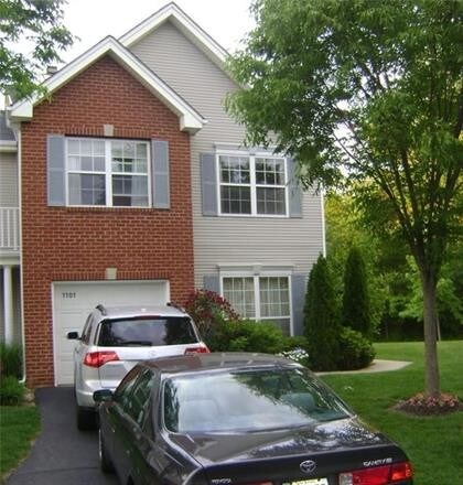 Foto del edificio - 1101 Pheasant Run