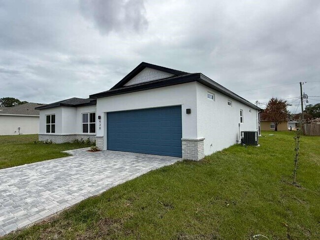 Foto del edificio - 438 Awin Cir SE