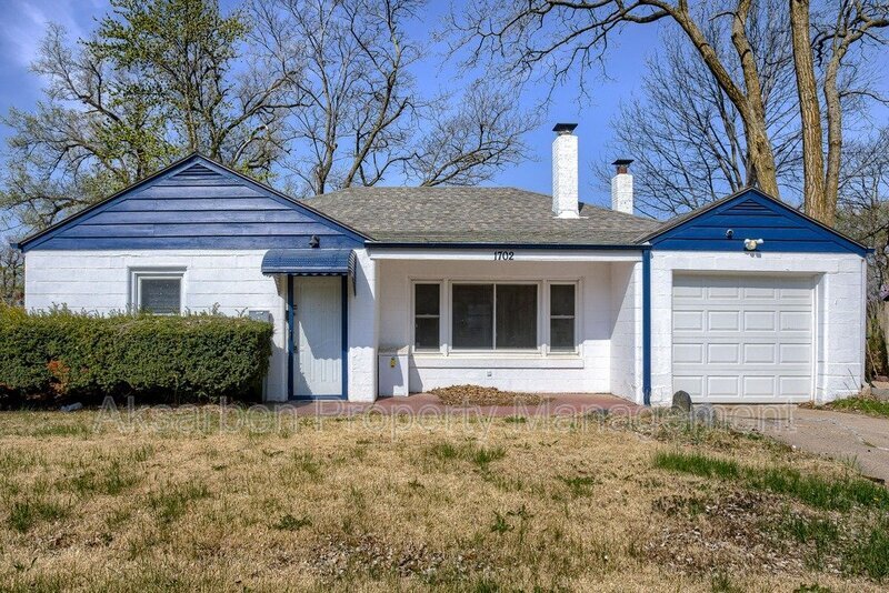 Primary Photo - 1702 N 63rd St