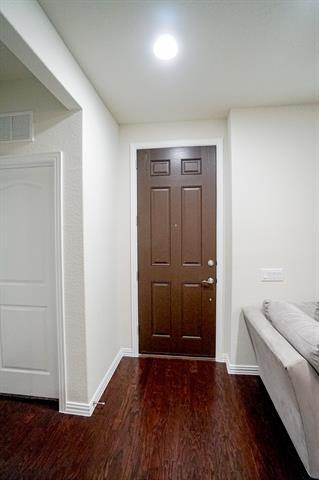 Foto del edificio - 841 Birdie Dr