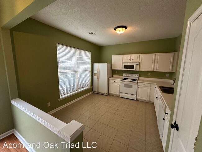 Foto del edificio - 3 br, 2.5 bath House - 3971 Elizabeth Glen...